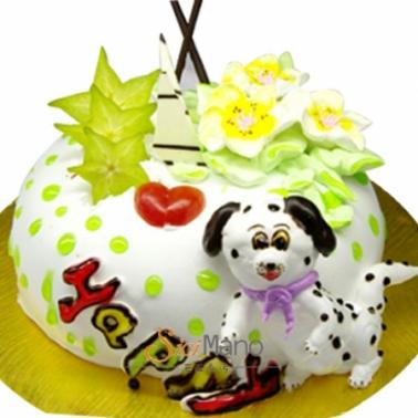 可爱狗狗:水果蛋糕，中间夹心水果，表面卡通狗装饰！
